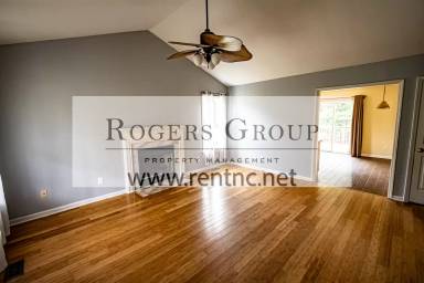 Main picture of 75 Crooked Creek Run