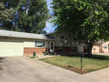 Main picture of 3225 Valmont St