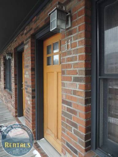 Main picture of 140 Faculty St