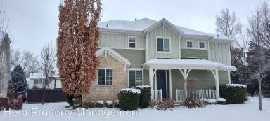 Main picture of 1324 E Foxmont Ln