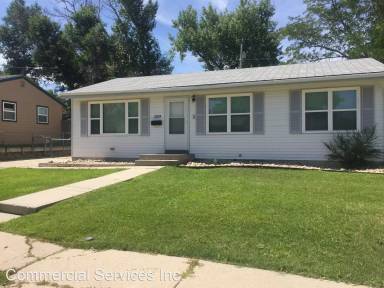 Main picture of 2924 Navarre Rd