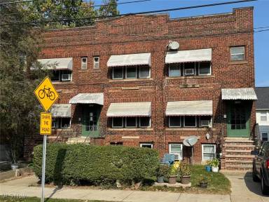 Main picture of 16808 Madison Ave