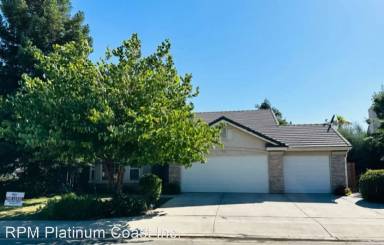 Main picture of 9855 N Baird Ave