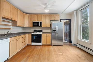 Main picture of 2106 Bryant Ave S
