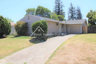Main picture of 3348 Explorer Dr