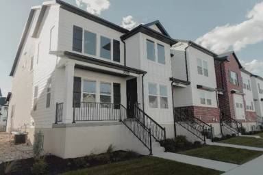Main picture of 2020 N 3830 W
