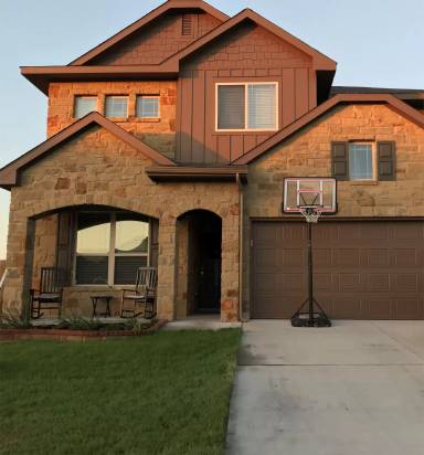 Main picture of 3808 Ozark Dr