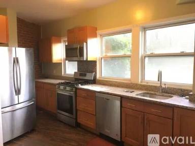 Main picture of 12 Humboldt Ave