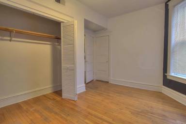 Main picture of 3842 De Tonty St