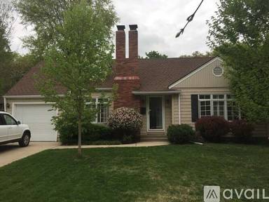 Main picture of 4406 W 70th St