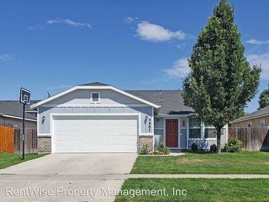 Main picture of 4562 N Dyver Ave