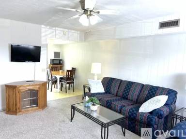 Main picture of 3812 Memorial Blvd