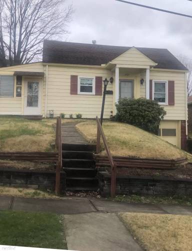Main picture of 3525 Buchanan Way