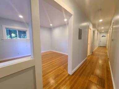 Main picture of 3028 Colby St