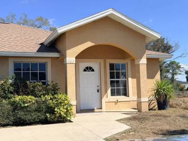 Main picture of 701 Jack Ave S