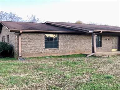 Main picture of 32 Katie Dr