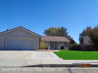 Main picture of 44324 Freer Way
