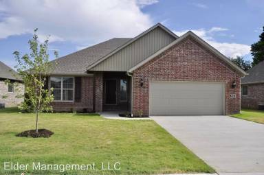 Main picture of 3603 SW Picasso Blvd