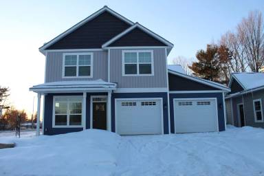 Main picture of 1044 S 11th Ave