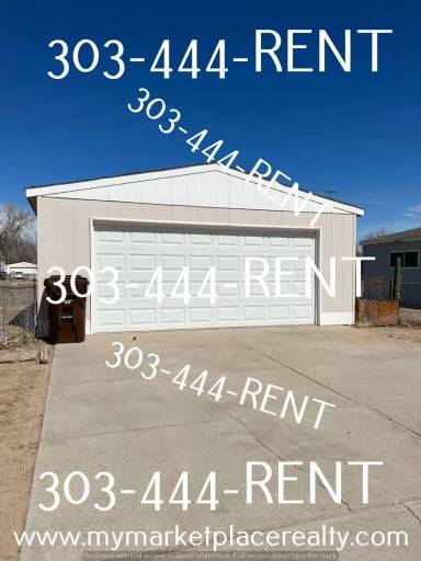 Main picture of 226 Oak St