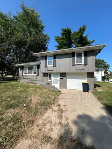 Main picture of 8300 E 91st Ter