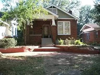 Main picture of 617 Moulton St E