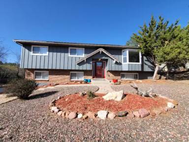 Main picture of 7010 Buckhorn Cir