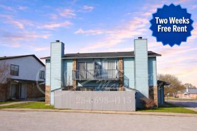 Main picture of 3009 Lake Rd