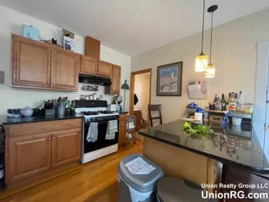Main picture of 47 Easton St