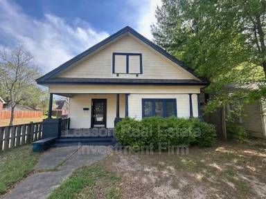 Main picture of 403 Merrick St