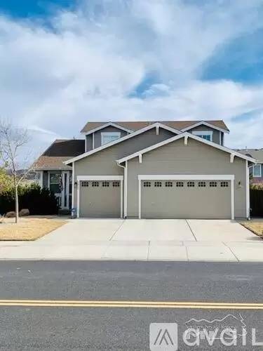Main picture of 8900 Sorcha St