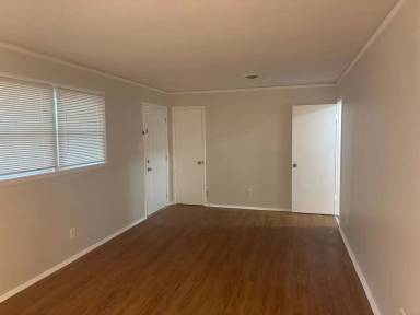 Main picture of 3323 Bedford Ln