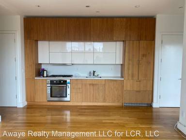 Main picture of 9 Saint Johns Pl