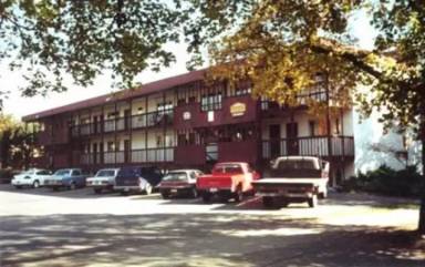 Main picture of 200 Connell Ave