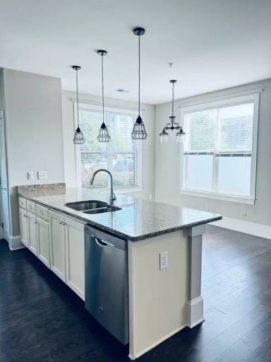 Main picture of 700 Finsbury St