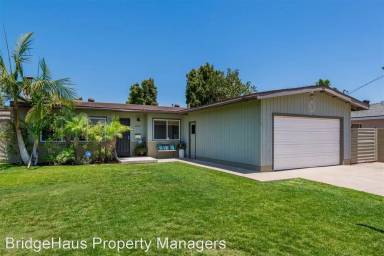 Main picture of 4802 Mount La Palma Dr