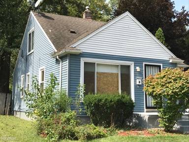 Main picture of 17335 Salem St