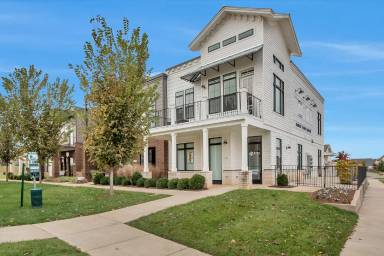Main picture of 401 Ronan Way