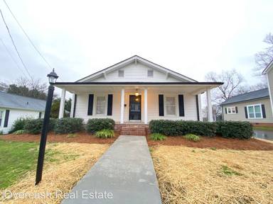 Main picture of 107 S East Ave