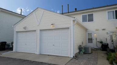 Main picture of 363 Meadow Green Ln