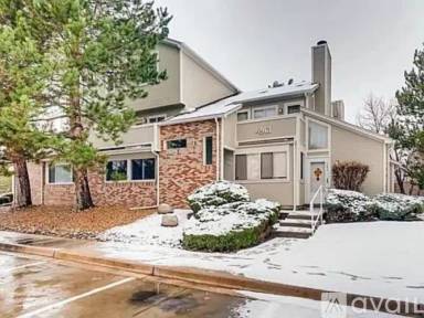 Main picture of 4961 Garrison St