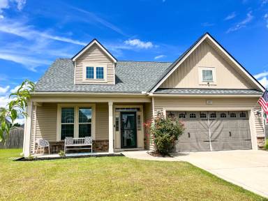 Main picture of 147 Summerseat Way