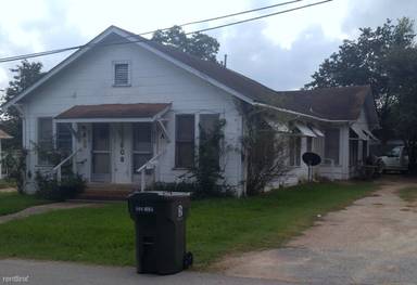 Main picture of 909 Bina St