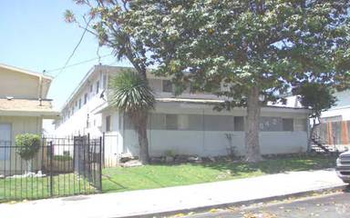 Main picture of 842 Victor Ave
