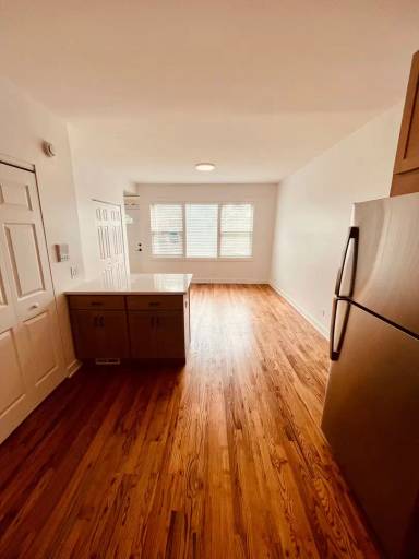 Main picture of 2306 N Hoyne Ave