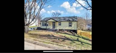 Main picture of 2113 Thomas Ave