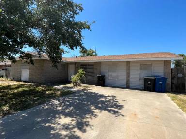 Main picture of 605 Aristocrat Dr