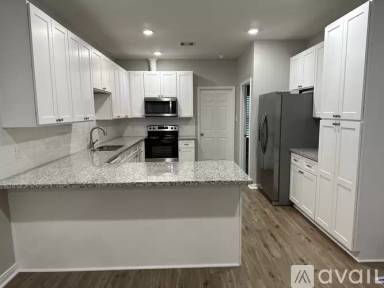 Main picture of 405 W Worsham St