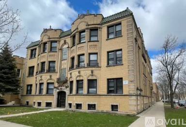 Main picture of 5454-56 N Sawyer Ave & 3225 Catalpa Ave