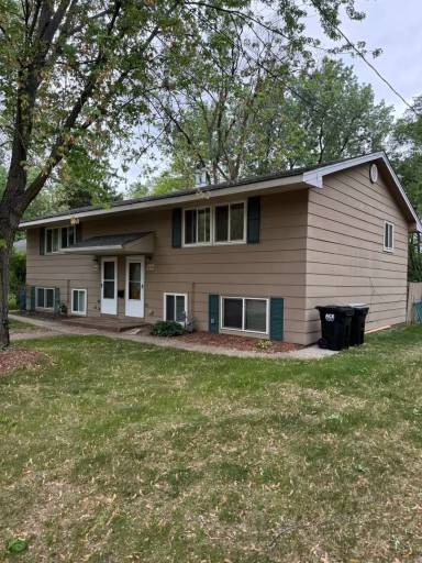 Main picture of 9244 Syndicate Ave